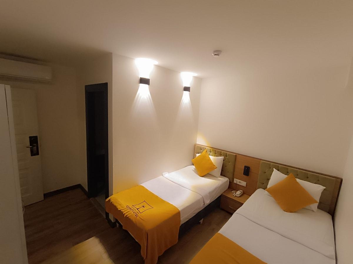 Comfy Otel Antalya Lara Екстериор снимка